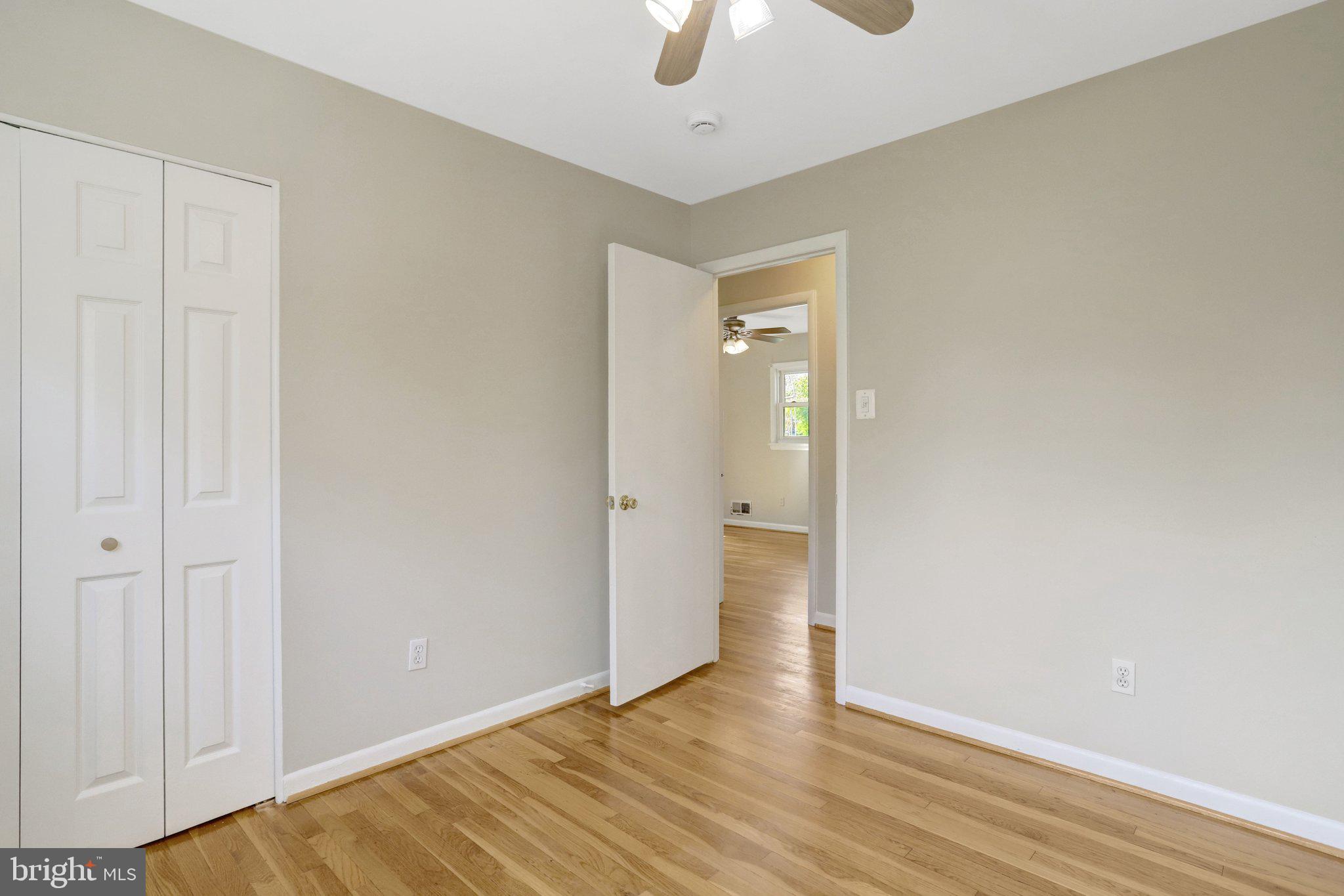 7800 Hayfield Road Alexandria, VA 22315 - Photo 33 of 57 Bedroom 3
