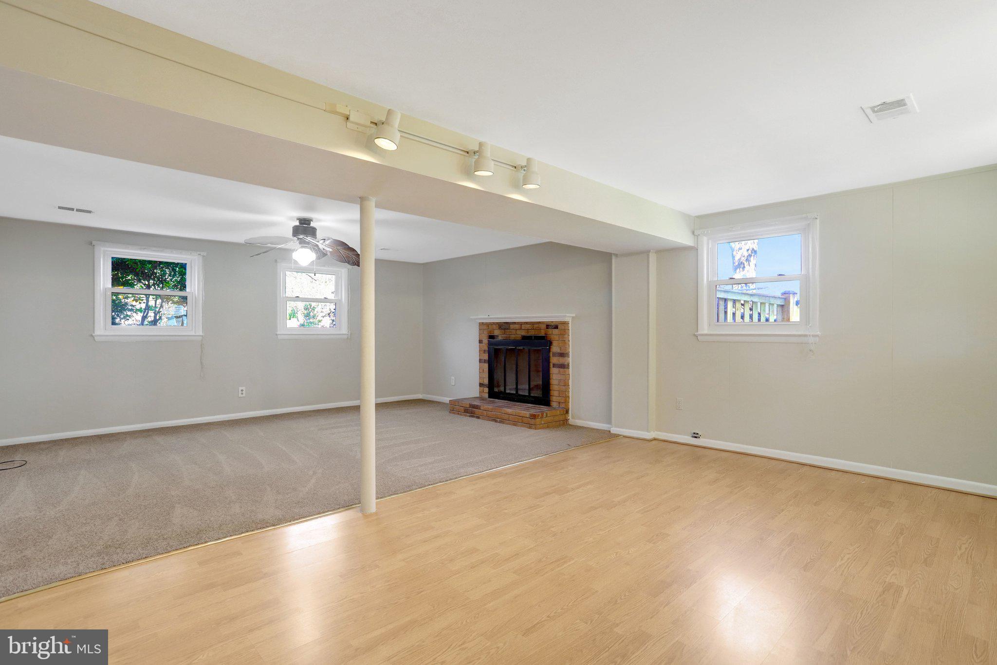 7800 Hayfield Road Alexandria, VA 22315 - Photo 34 of 57 Recroom