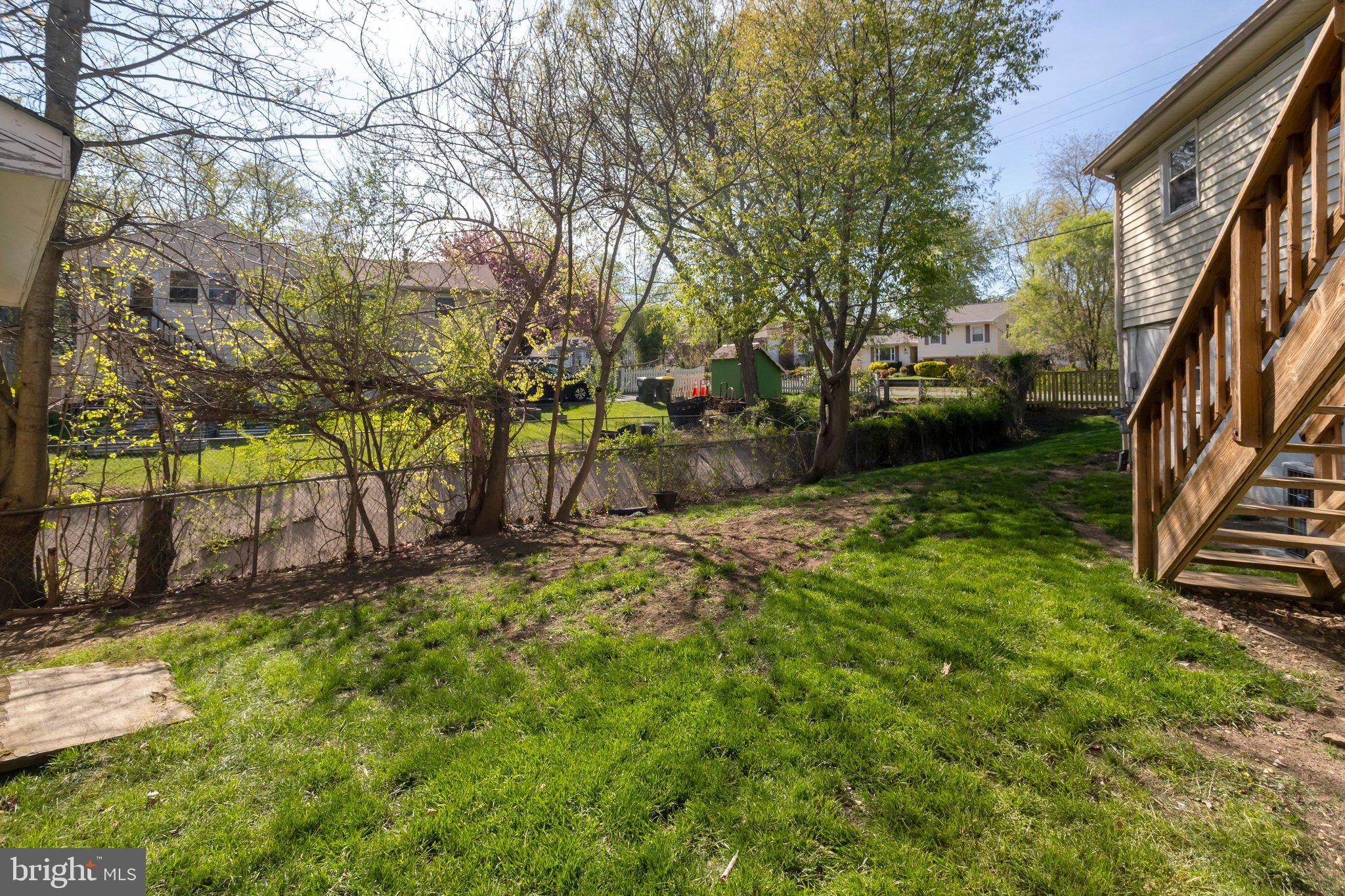 7800 Hayfield Road Alexandria, VA 22315 - Photo 57 of 57 Yard
