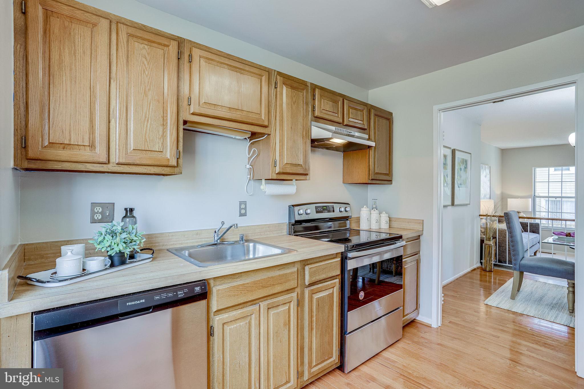 2378 Hunters Square Court Reston, VA 20191 - Photo 11 of 41