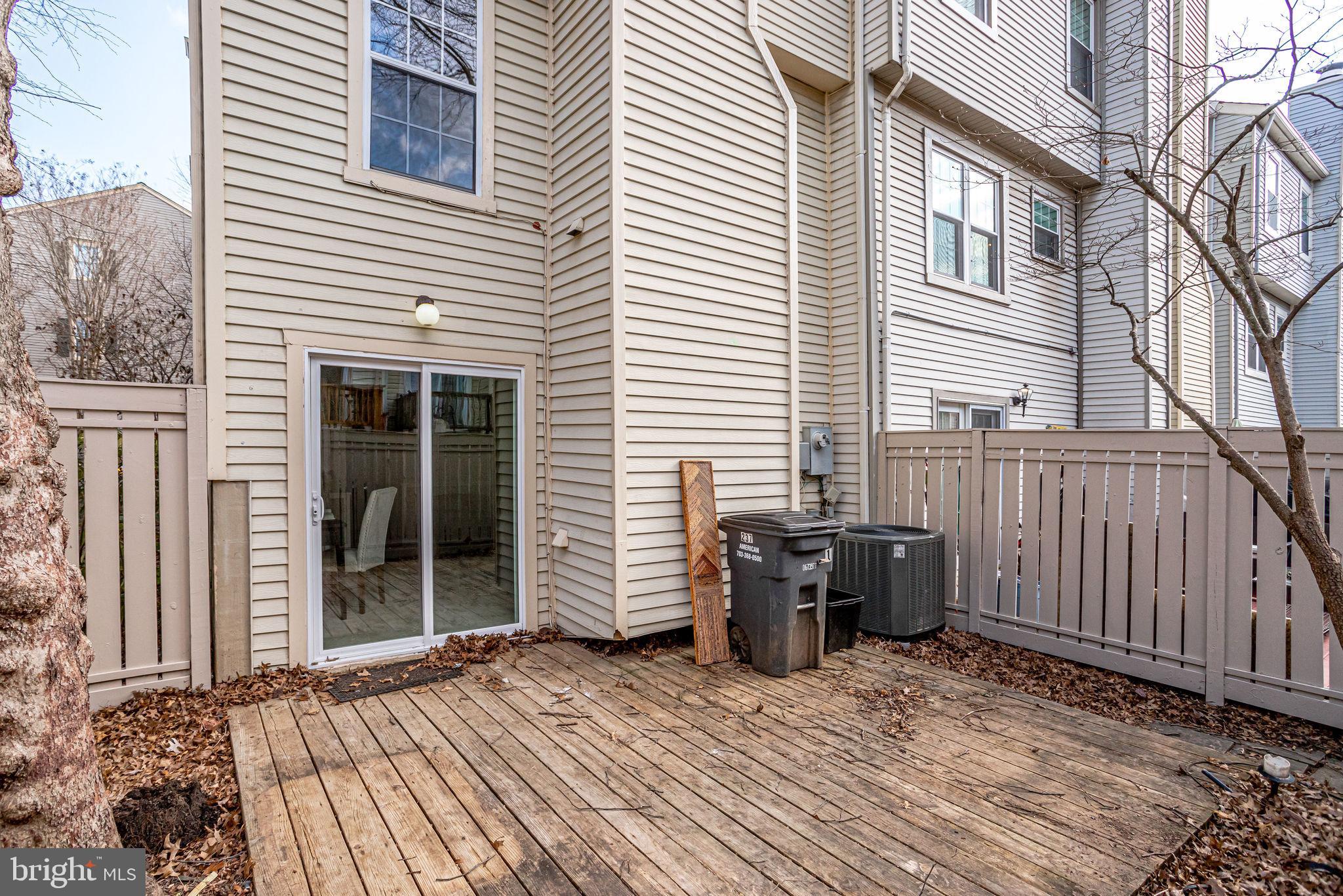 2378 Hunters Square Court Reston, VA 20191 - Photo 39 of 41