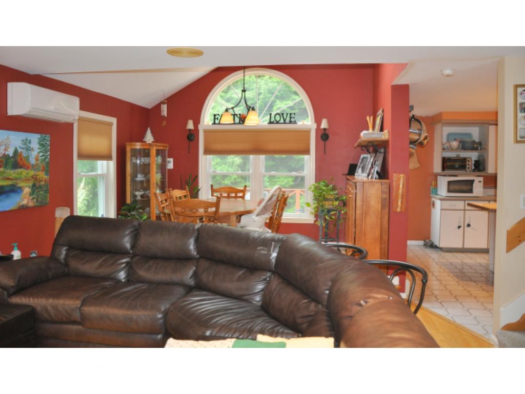 28 A Ryan Road Goffstown, NH 03045 - Photo 5 of 12 Gallery Image 5