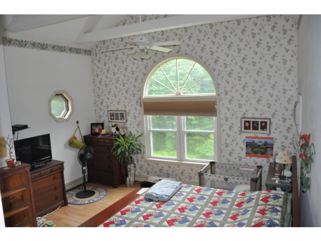 28 A Ryan Road Goffstown, NH 03045 - Photo 8 of 12 Gallery Image 8