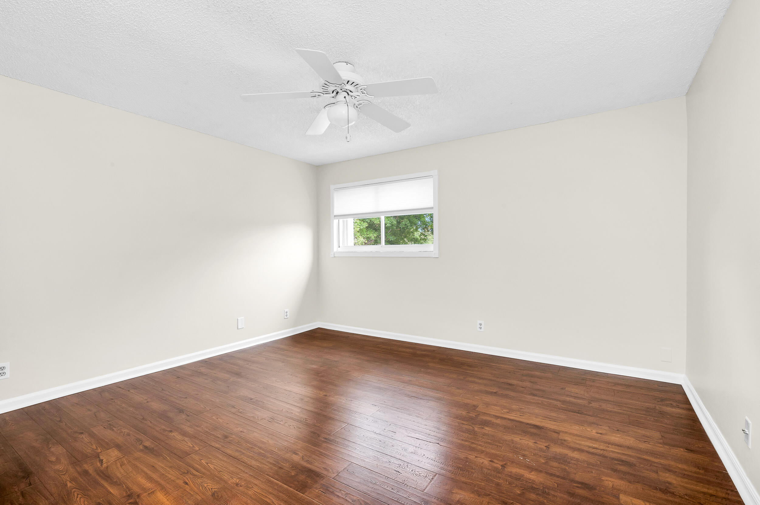 23085 Aqua View, Unit 3 Boca Raton, FL 33433 - Photo 16 of 39 photo-13