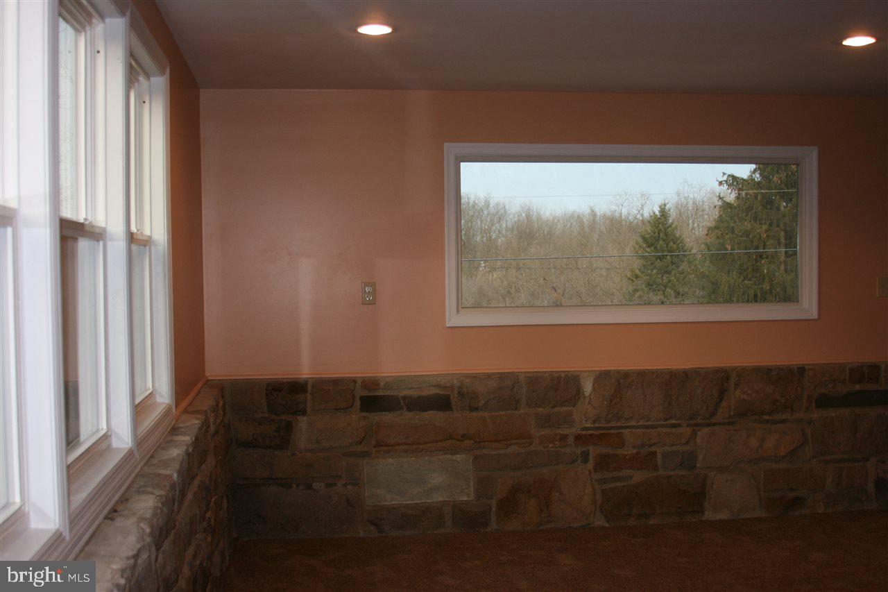 185 Lewis Road Annville, PA 17003 - Photo 12 of 24 Gallery Image 12