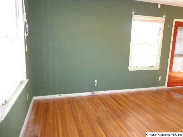 402 Susan Lane Birmingham, AL 35228 - Photo 7 of 17