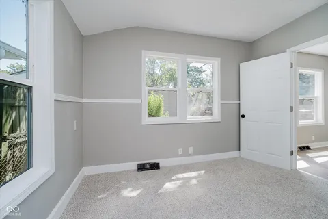 $159,900 | 2921 East Brookside Avenue, Indianapolis, IN 46218