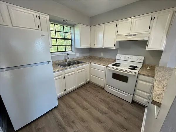 $1,100 | 1924 Tusa Drive, Unit C, Violet, LA 70092