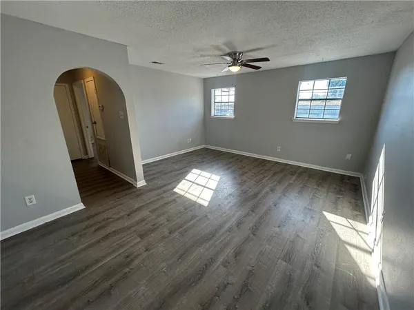 $1,100 | 1924 Tusa Drive, Unit C, Violet, LA 70092