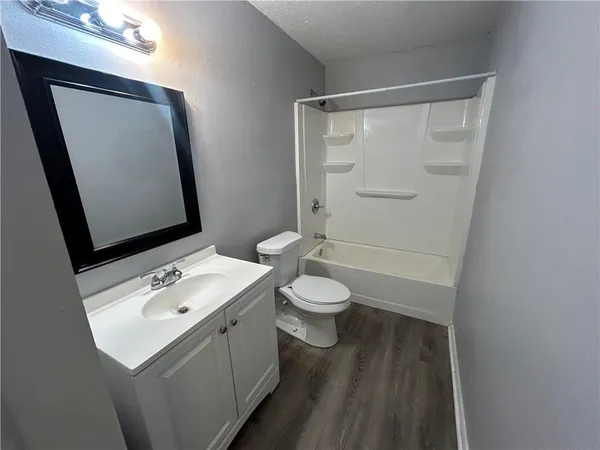 $1,100 | 1924 Tusa Drive, Unit C, Violet, LA 70092