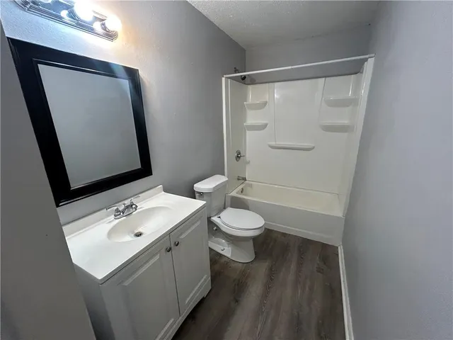 $1,100 | 1924 Tusa Drive, Unit C, Violet, LA 70092