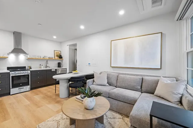 $985,000 | 1018 Garden Street, Unit 4, Santa Barbara, CA 93101