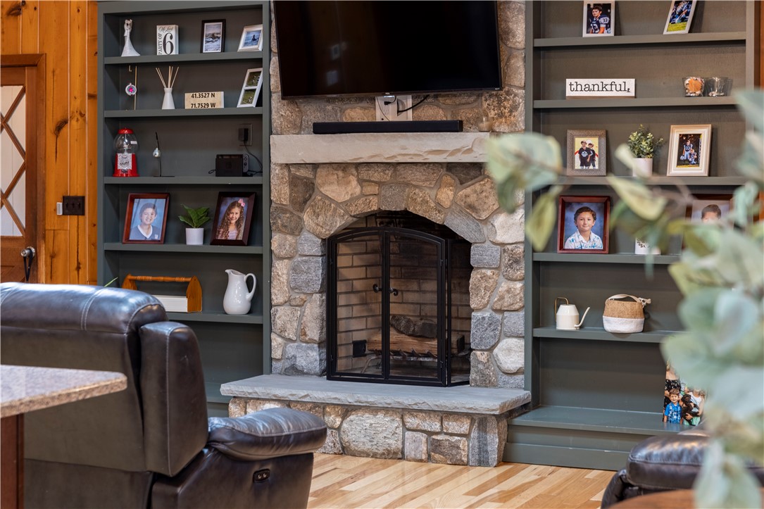 1 Castle Way Westerly, RI 02891 - Photo 13 of 34