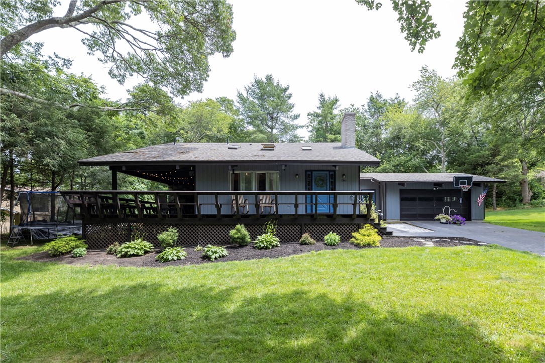 1 Castle Way Westerly, RI 02891 - Photo 2 of 34