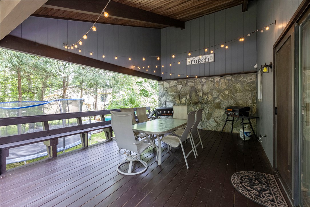 1 Castle Way Westerly, RI 02891 - Photo 26 of 34