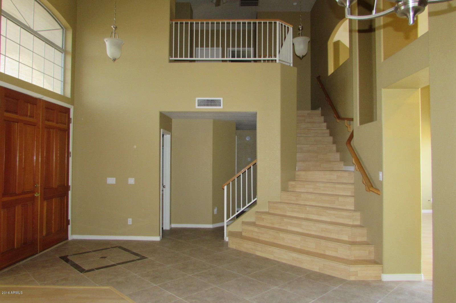 258 West El Freda Road Tempe, AZ 85284 - Photo 2 of 23 S1