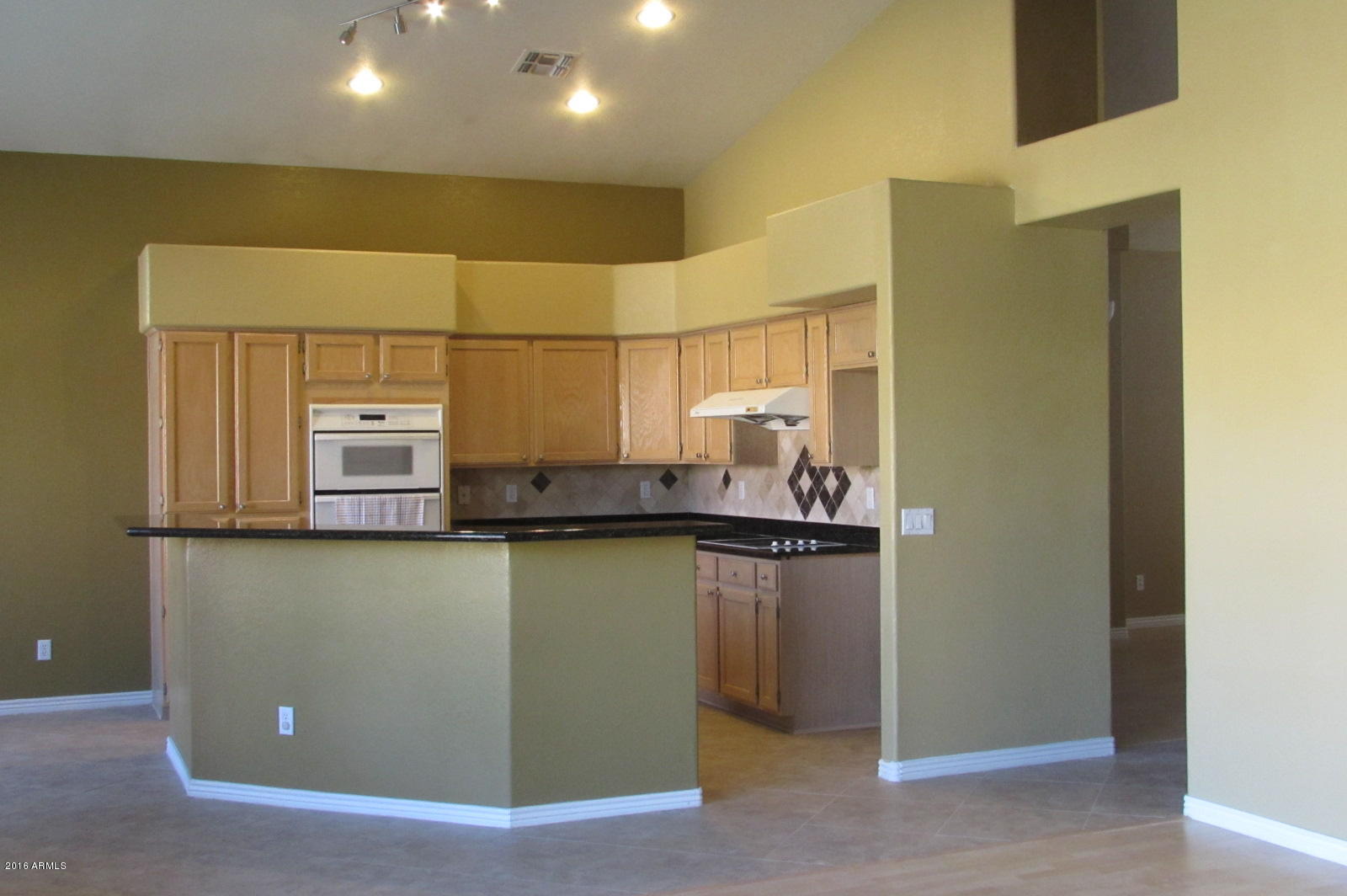 258 West El Freda Road Tempe, AZ 85284 - Photo 6 of 23 K3