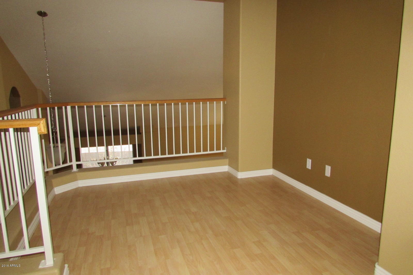 258 West El Freda Road Tempe, AZ 85284 - Photo 10 of 23 Loft1