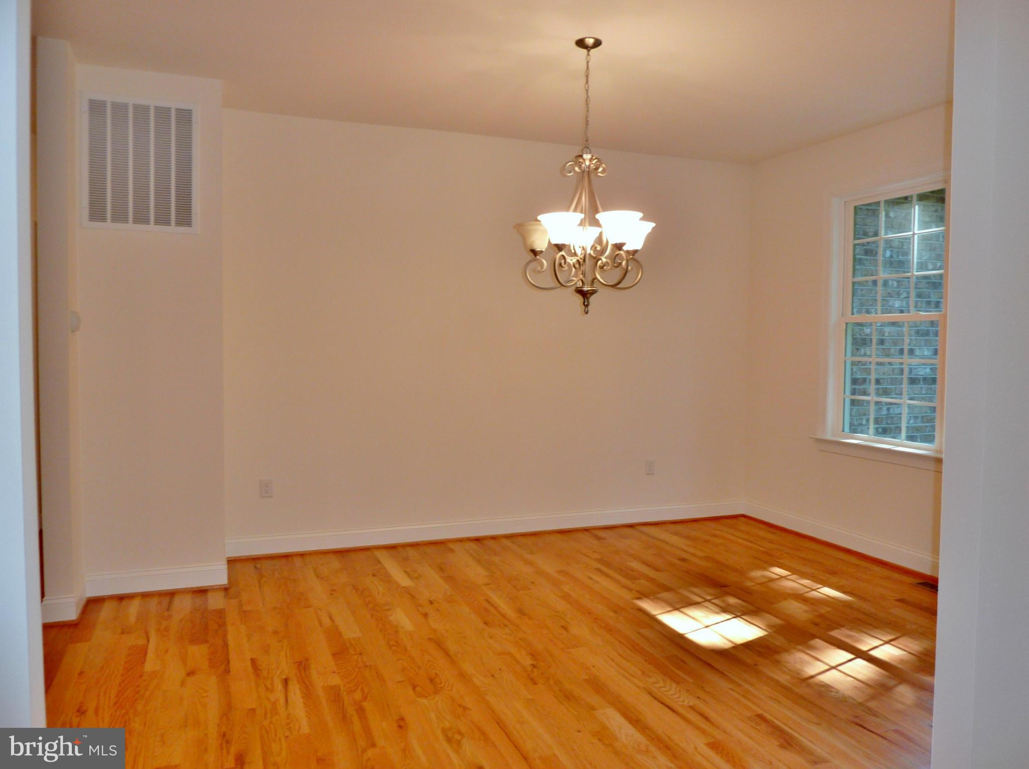 122 Forest Ridge Road Winchester, VA 22602 - Photo 5 of 30 Dining Room