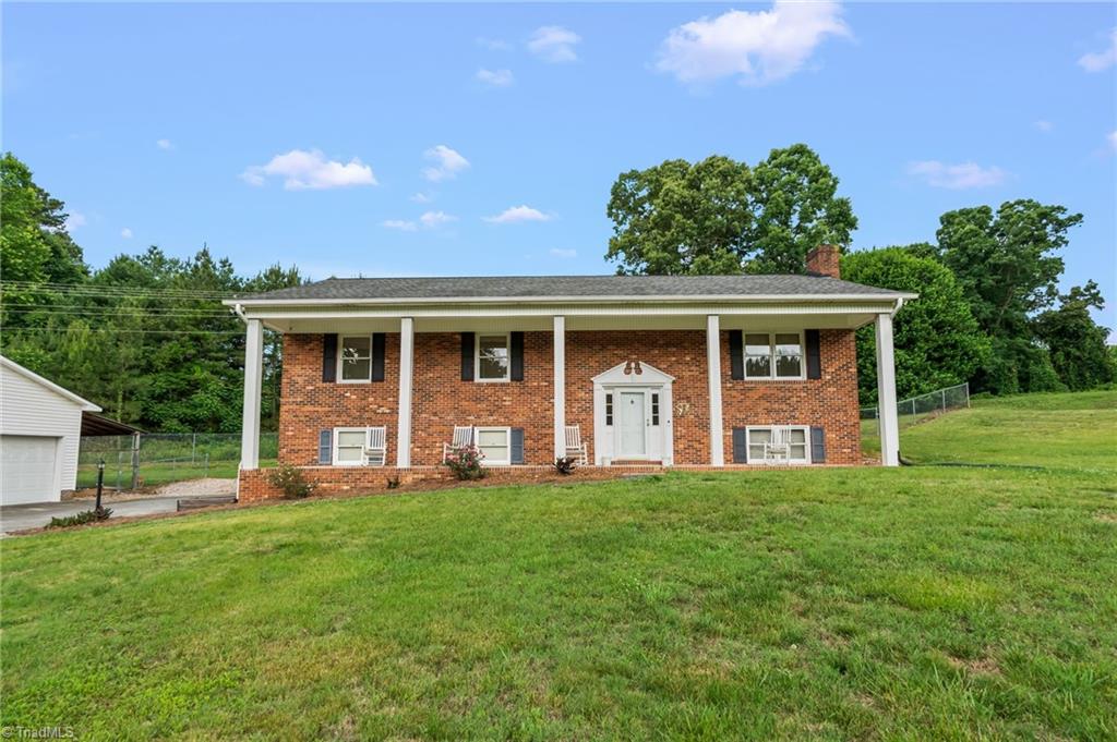 482 Motsinger Road Winston-Salem, NC 27107 - Photo 1 of 34