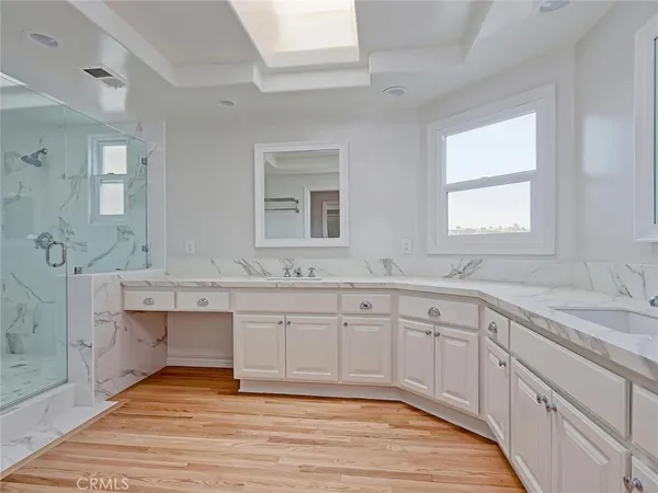 $20,000 | 317 4th Street, Manhattan Beach, CA 90266