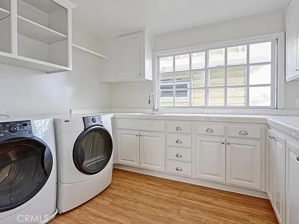 $20,000 | 317 4th Street, Manhattan Beach, CA 90266