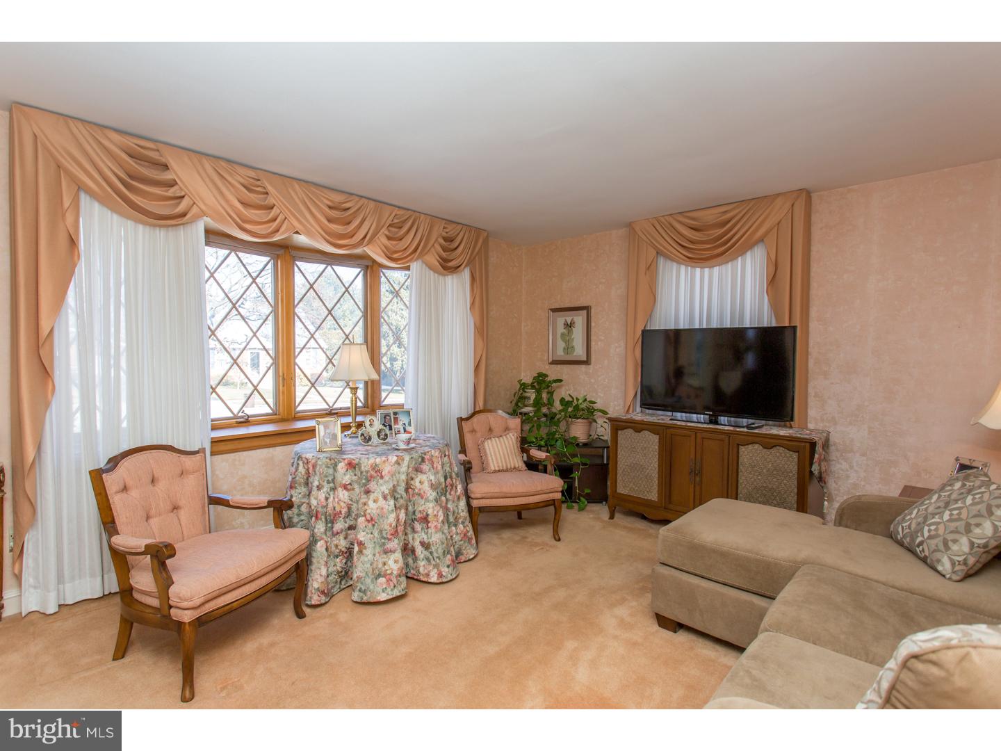 419 Barker Road Springfield, PA 19064 - Photo 8 of 24