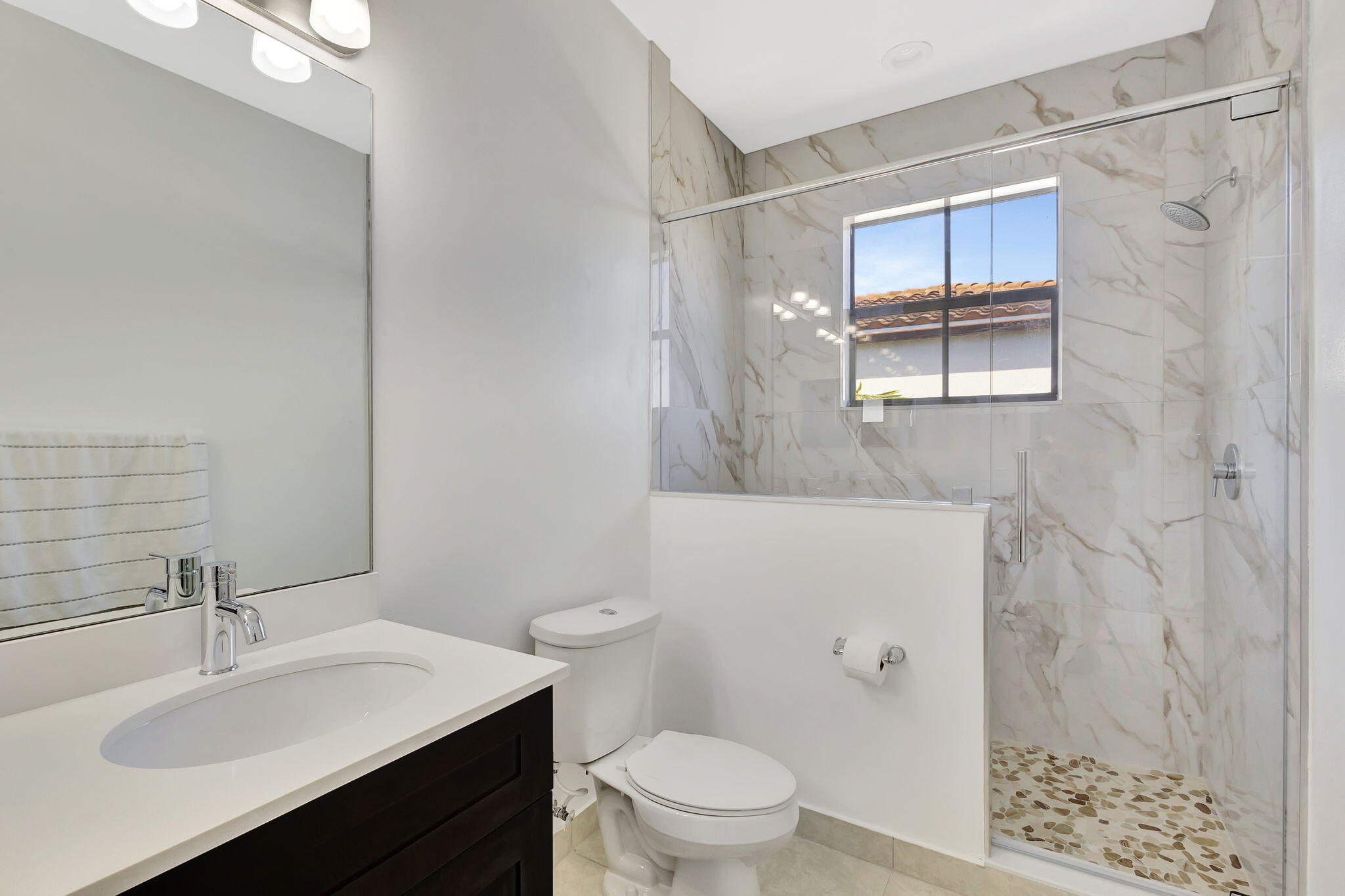 6028 Pine Tree Way Palm Beach Gardens, FL 33410 - Photo 12 of 36 36-web-or-mls-Pine_176