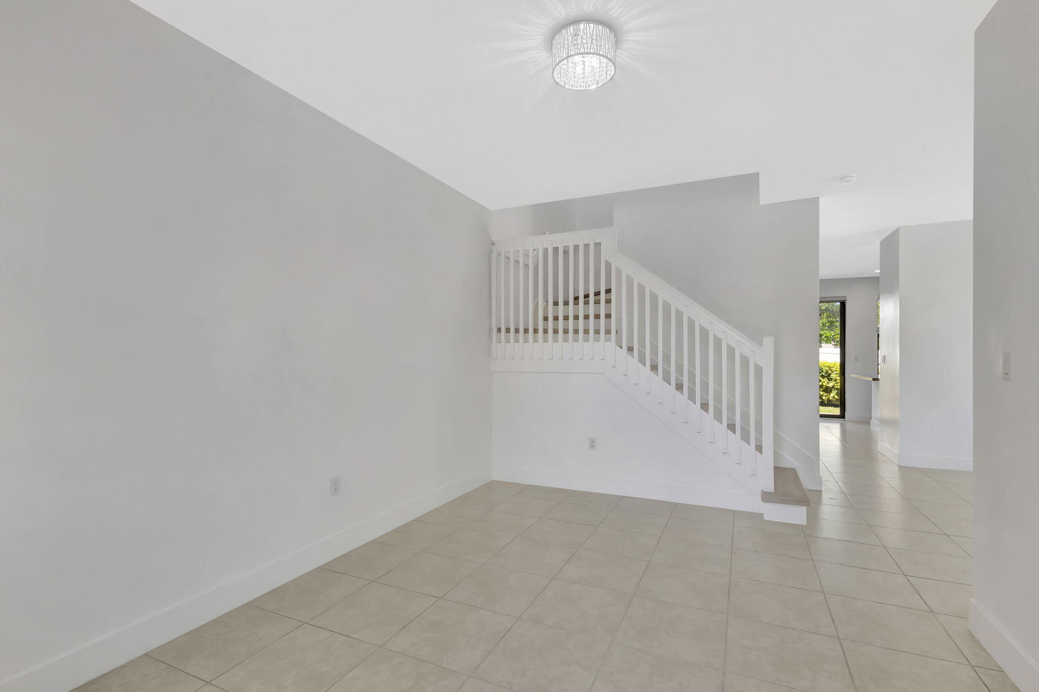 6028 Pine Tree Way Palm Beach Gardens, FL 33410 - Photo 28 of 36 23-web-or-mls-Pine_111