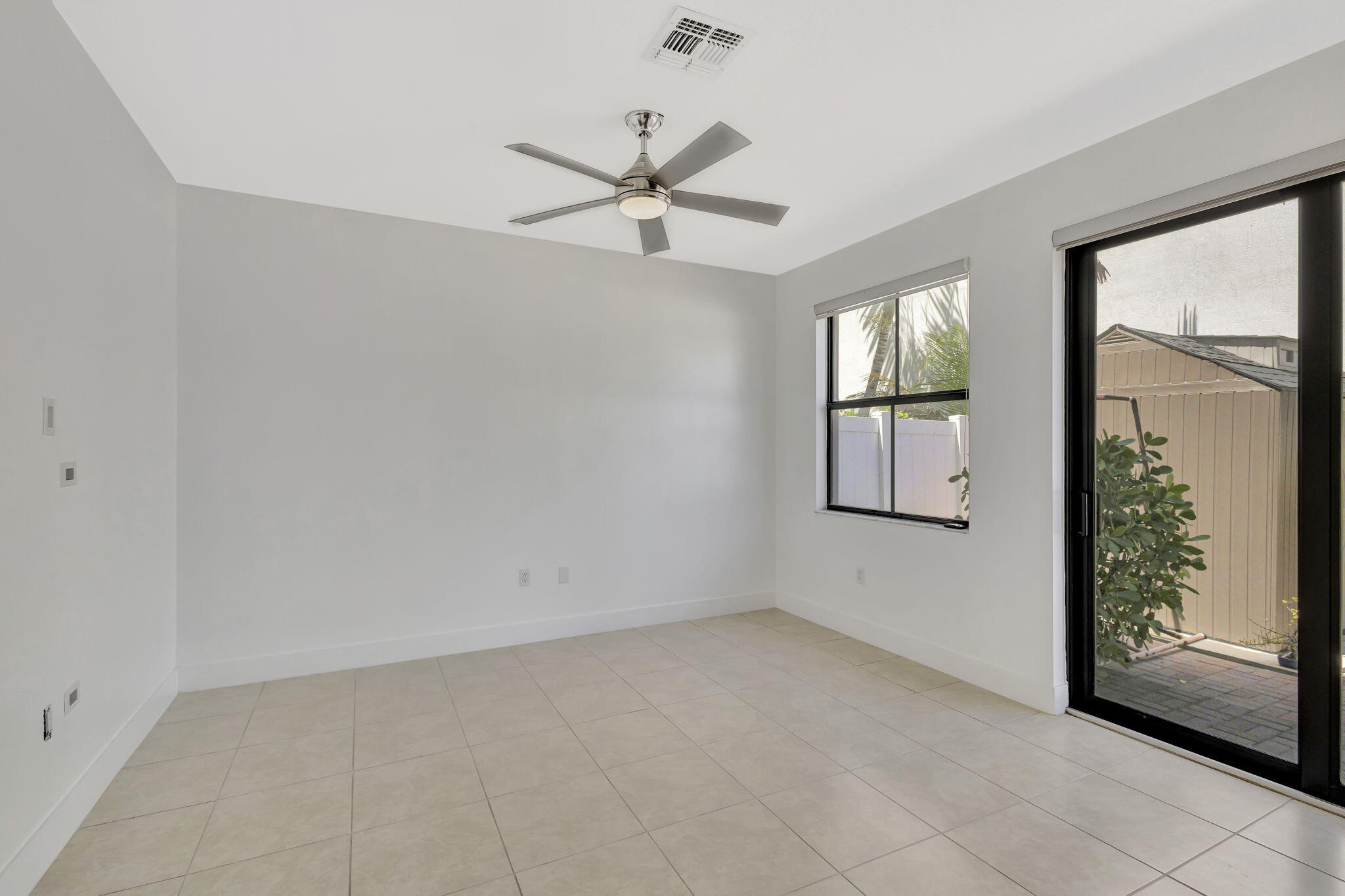 6028 Pine Tree Way Palm Beach Gardens, FL 33410 - Photo 30 of 36 10-web-or-mls-Pine_46