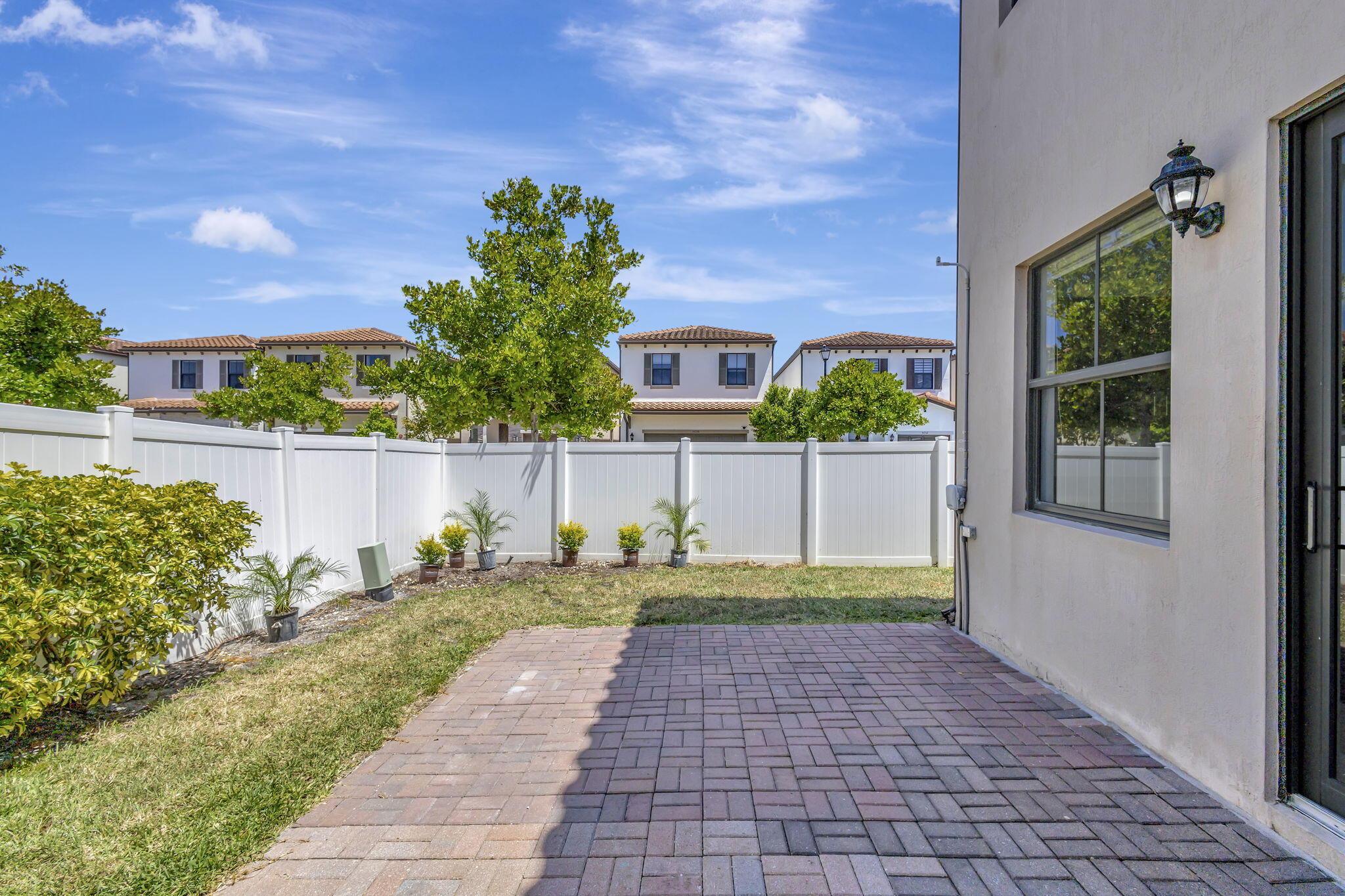 6028 Pine Tree Way Palm Beach Gardens, FL 33410 - Photo 33 of 36 21-web-or-mls-Pine_101