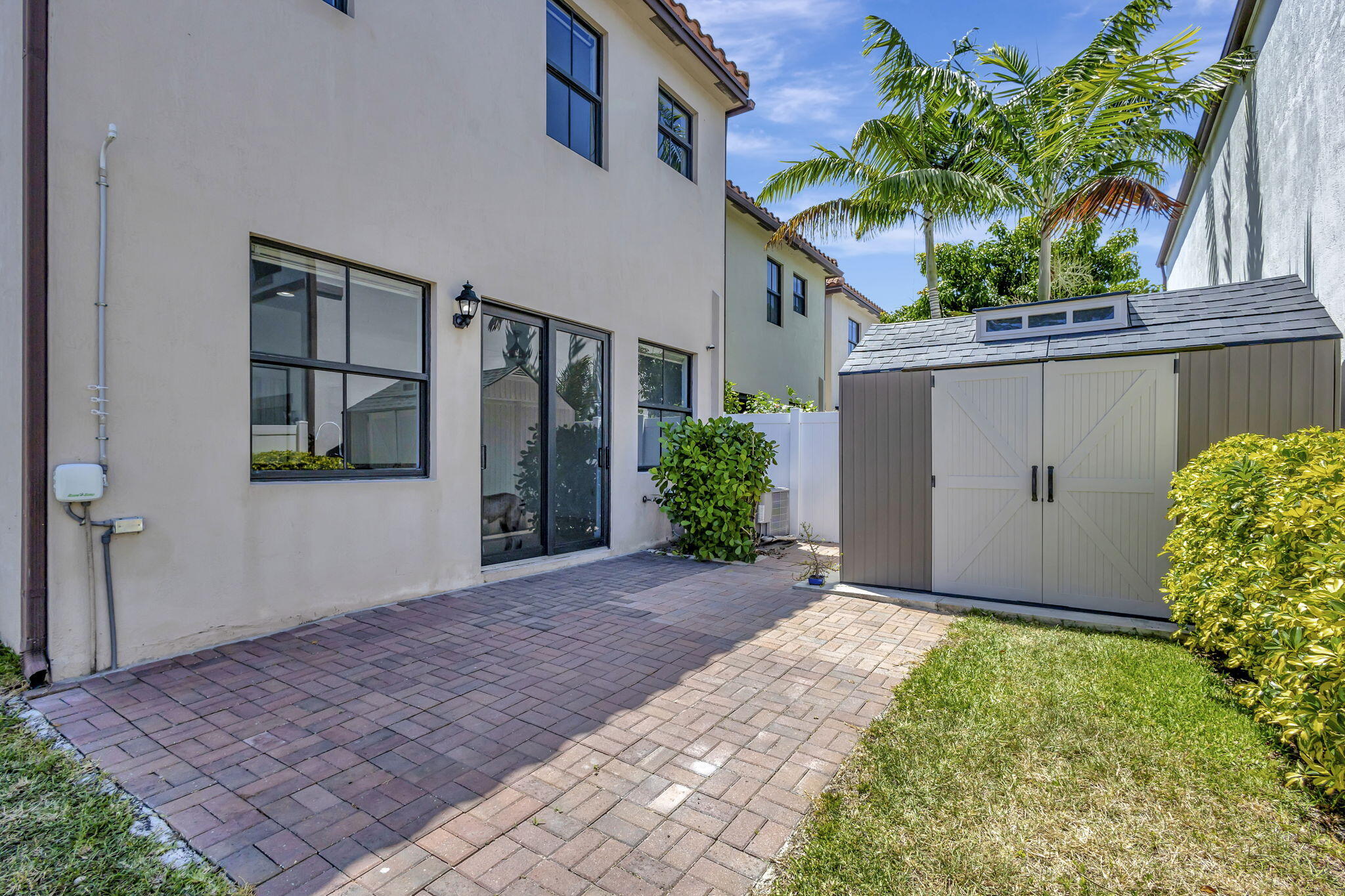 6028 Pine Tree Way Palm Beach Gardens, FL 33410 - Photo 34 of 36 20-web-or-mls-Pine_96