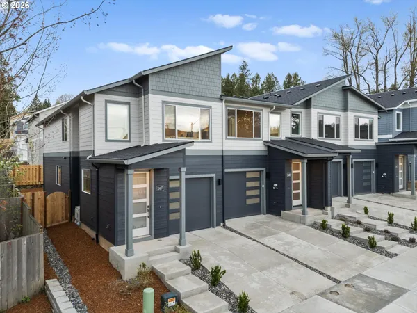 $459,947 | 2477 Northwest 1st Drive, Gresham, OR 97030