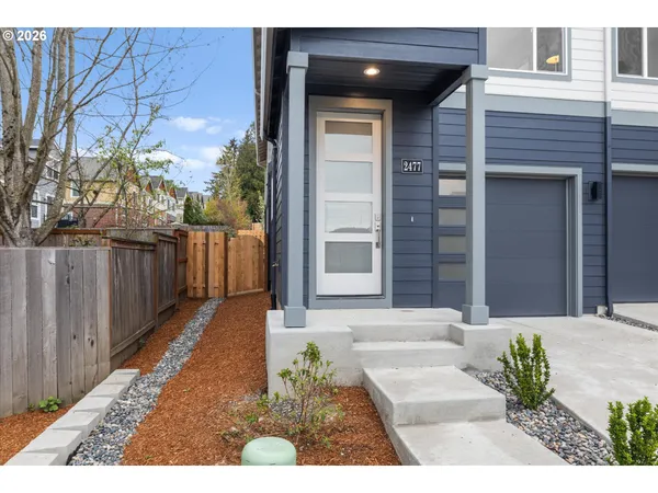 $459,947 | 2477 Northwest 1st Drive, Gresham, OR 97030