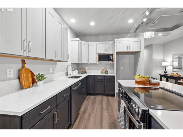 $459,947 | 2477 Northwest 1st Drive, Gresham, OR 97030