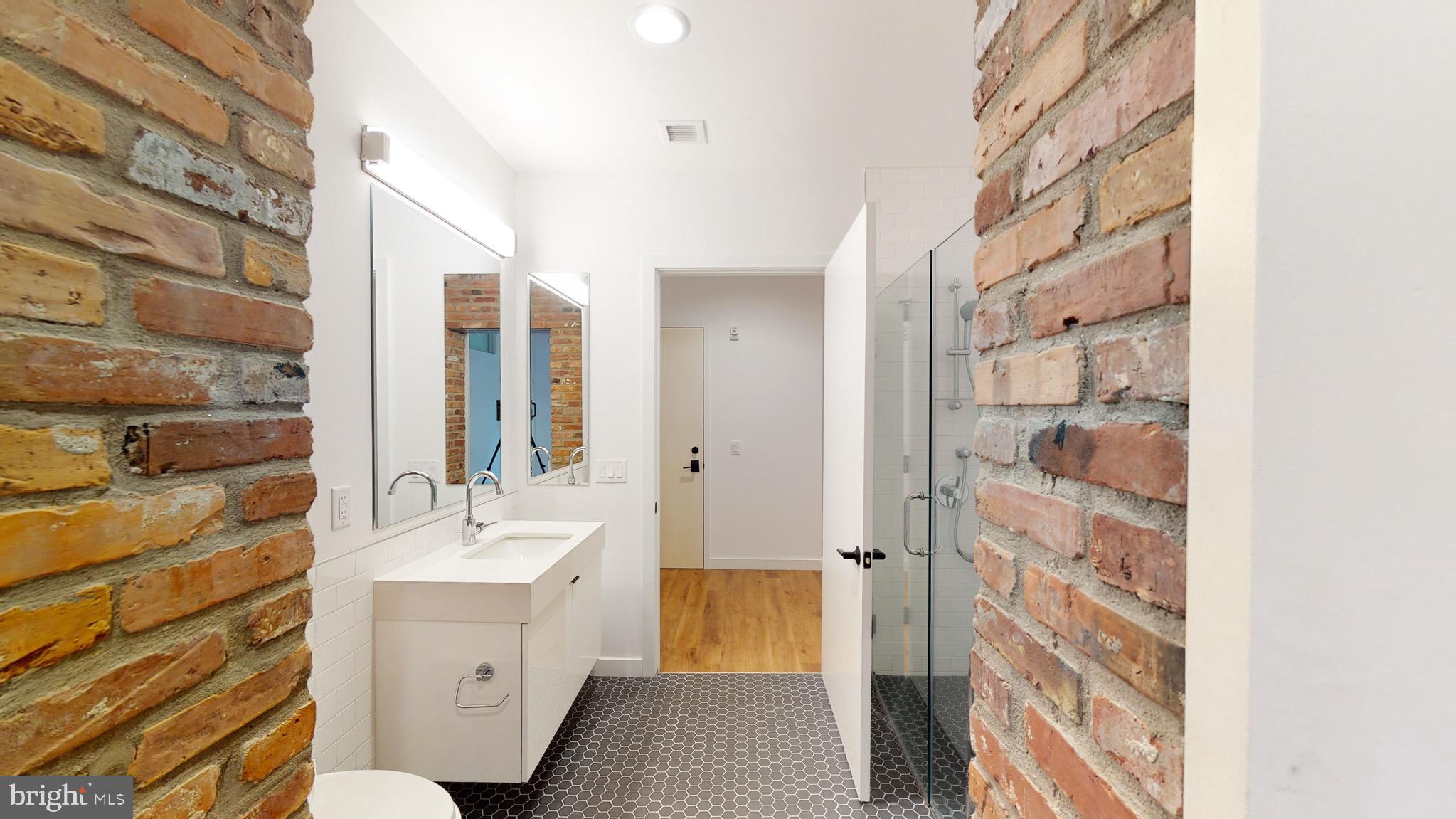 57 N Street Northwest, Unit HISTORIC 302 Washington, DC 20001 - Photo 14 of 22