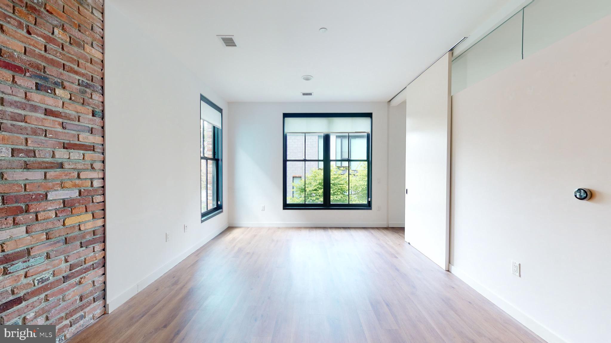 57 N Street Northwest, Unit HISTORIC 302 Washington, DC 20001 - Photo 8 of 22