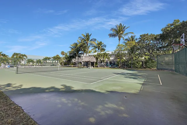 a view of a tennis court