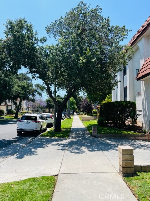 517 North Curtis Avenue, Unit E Alhambra, CA 91801 - Photo 3 of 34