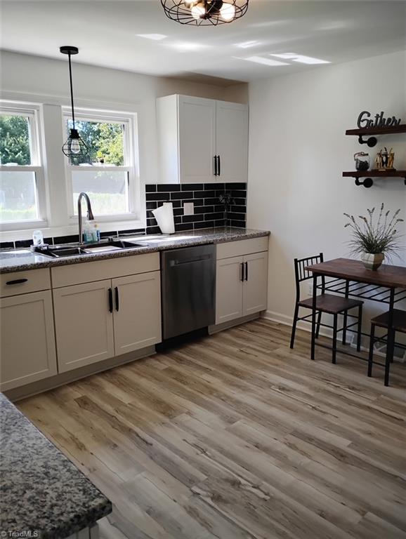 1515 Skeet Club Road High Point, NC 27265 - Photo 3 of 16