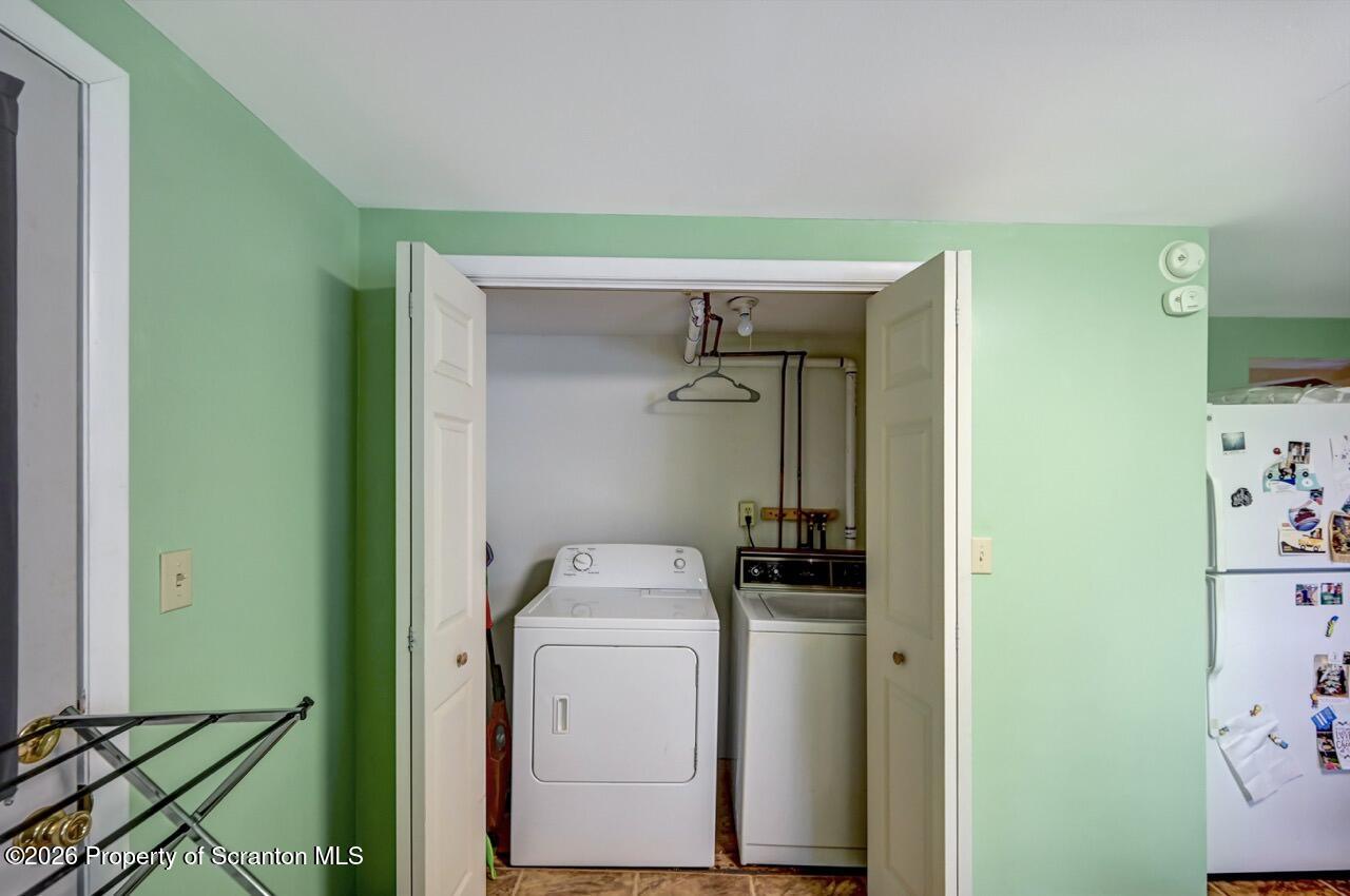 418 Leggett Street Scranton, PA 18508 - Photo 16 of 38 418 Leggett St 16 Large