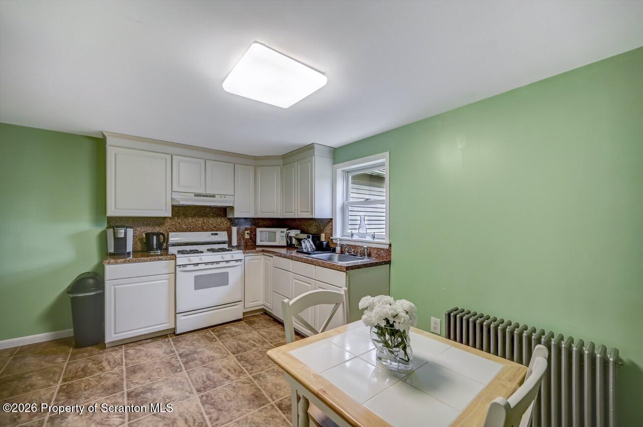 418 Leggett Street Scranton, PA 18508 - Photo 18 of 38 418 Leggett St 18 Large