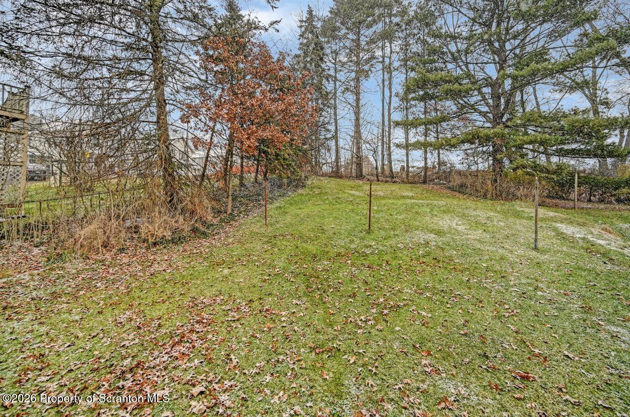 418 Leggett Street Scranton, PA 18508 - Photo 35 of 38 418 Leggett St 43 Large