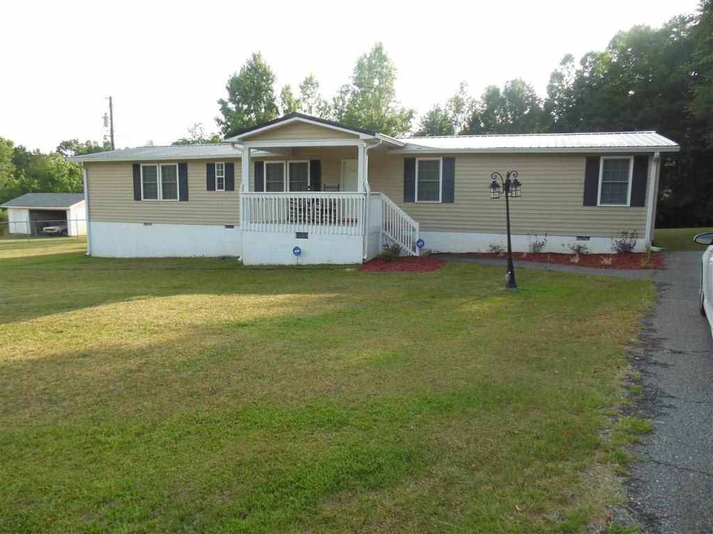118 Edney Road Belton, SC 29627 - Photo 1 of 20 Gallery Image 1