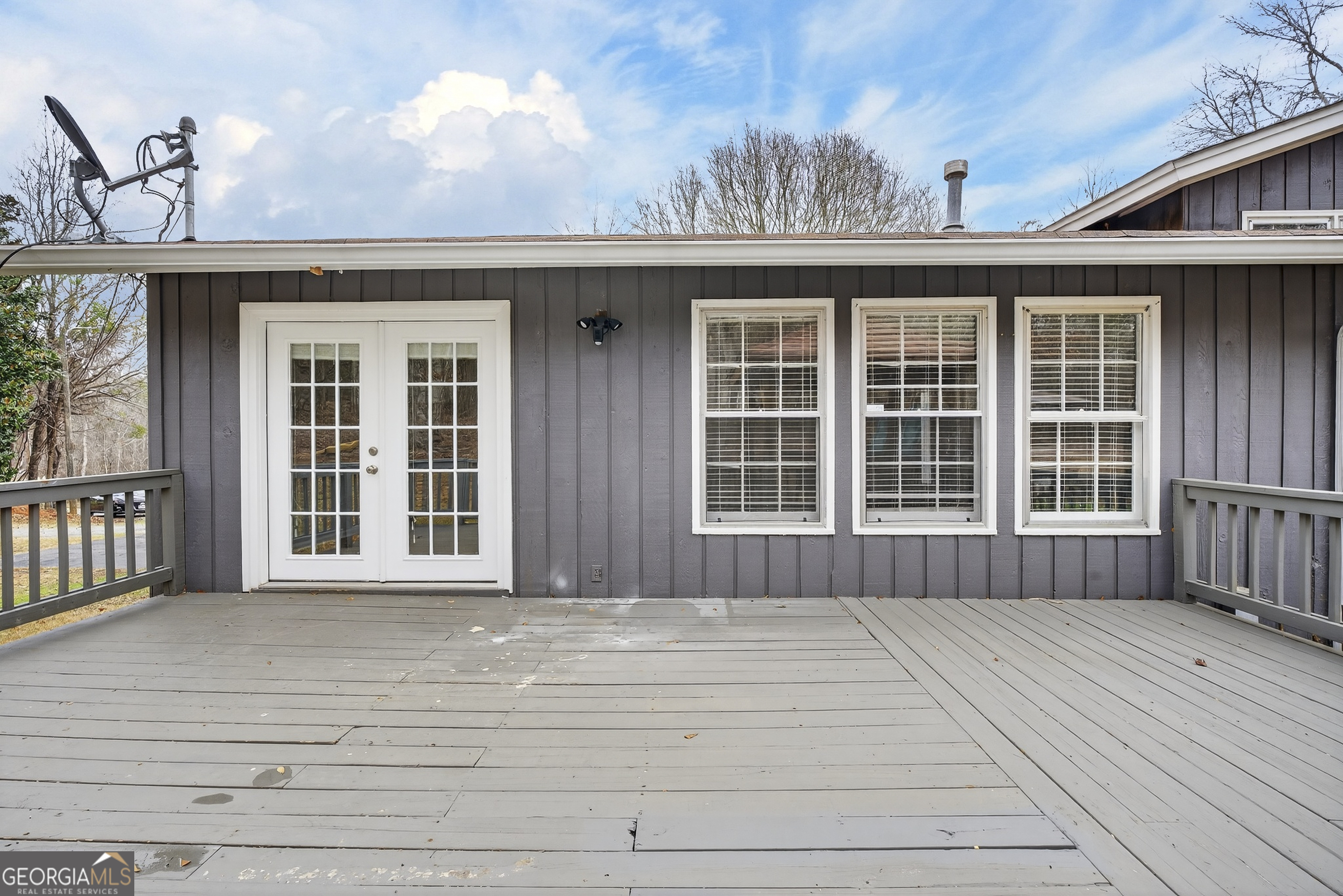 149 Forest Hill Road Southwest Milledgeville, GA 31061 - Photo 22 of 29 front view of a house with a large window