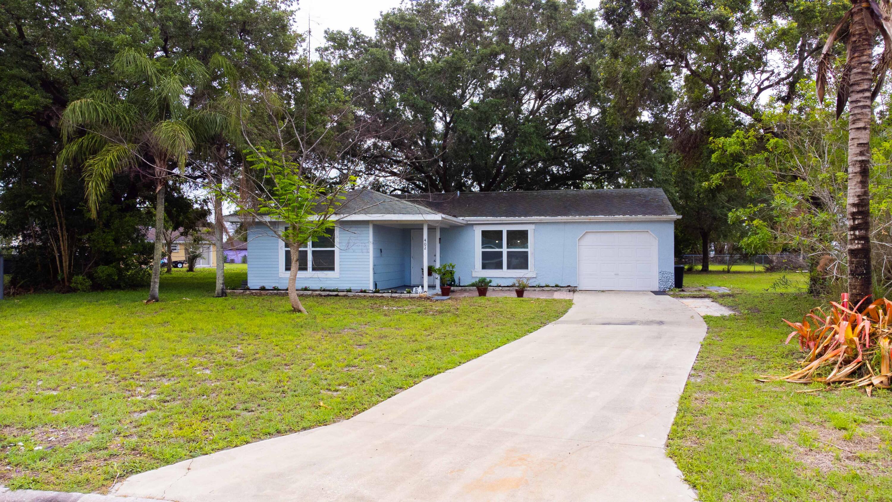 402 Southwest Ruffner Court Port St. Lucie, FL 34953 - Photo 24 of 29 DJI_0475