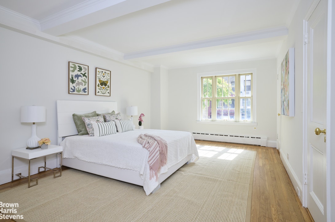 151 East 79th Street, Unit 2A Manhattan, NY 10075 - Photo 6 of 11