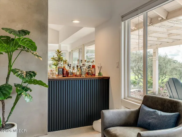 $985,000 | 372 Oak Hill Drive, Lompoc, CA 93436