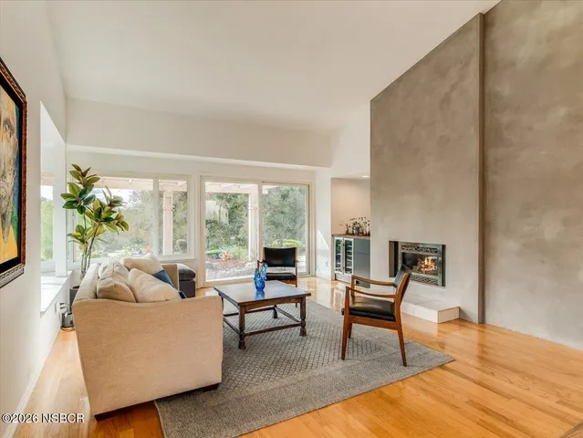 $985,000 | 372 Oak Hill Drive, Lompoc, CA 93436