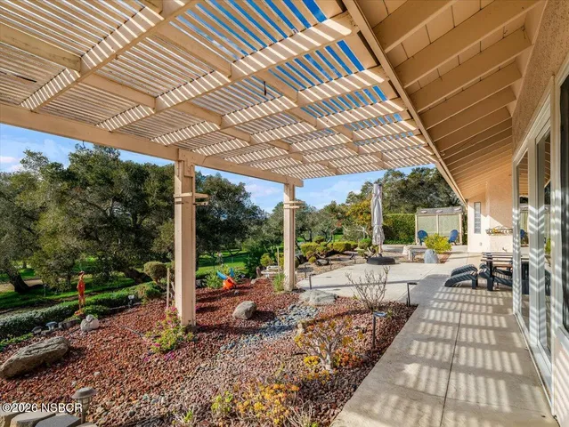 $985,000 | 372 Oak Hill Drive, Lompoc, CA 93436